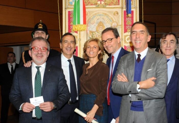 La consegna dell’Ambrogino d’oro il 7 dicembre 2019 agli Amici della Triennale