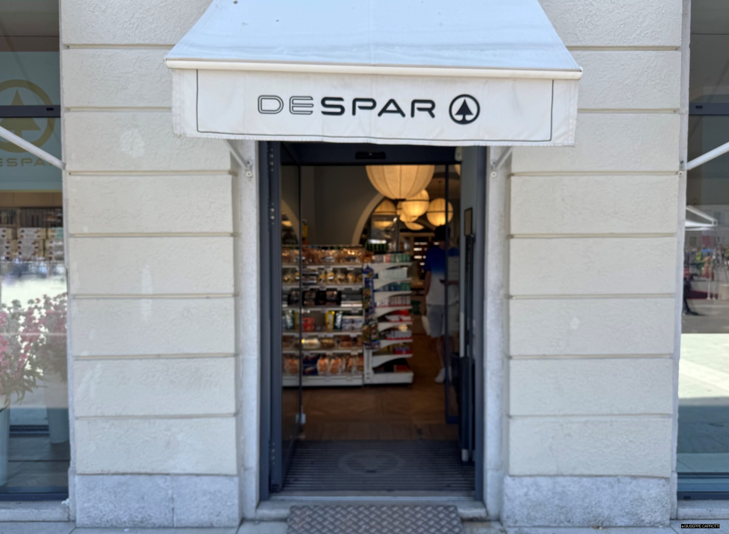 Despar Trieste Piazza Unità d'Italia Giuseppe Caprotti giugno 2025