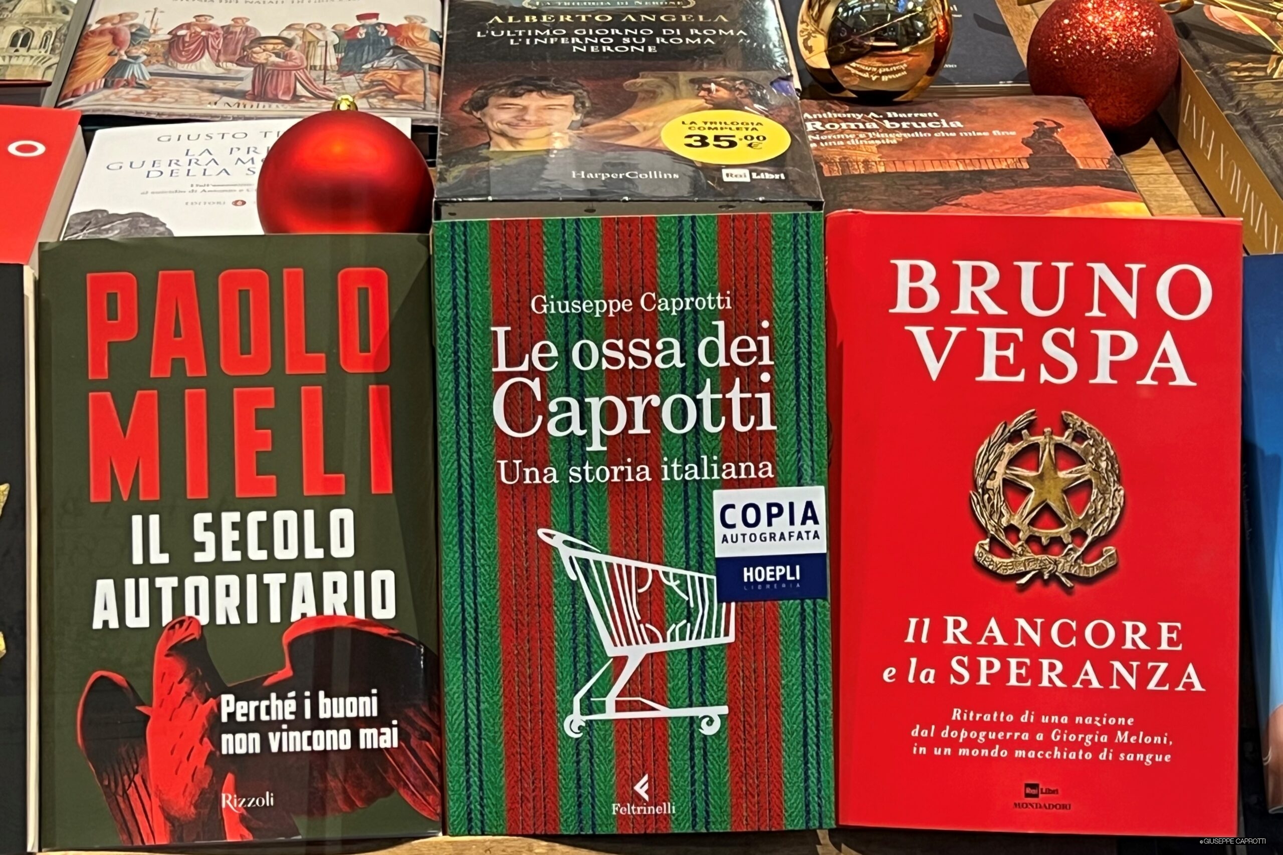 Le ossa dei Caprotti cover natalizia 2023